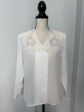 NICOLA Vintage Ivory Blouse with Pink Floral Lace Yoke